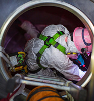 Włazy do zbiorników chemicznych